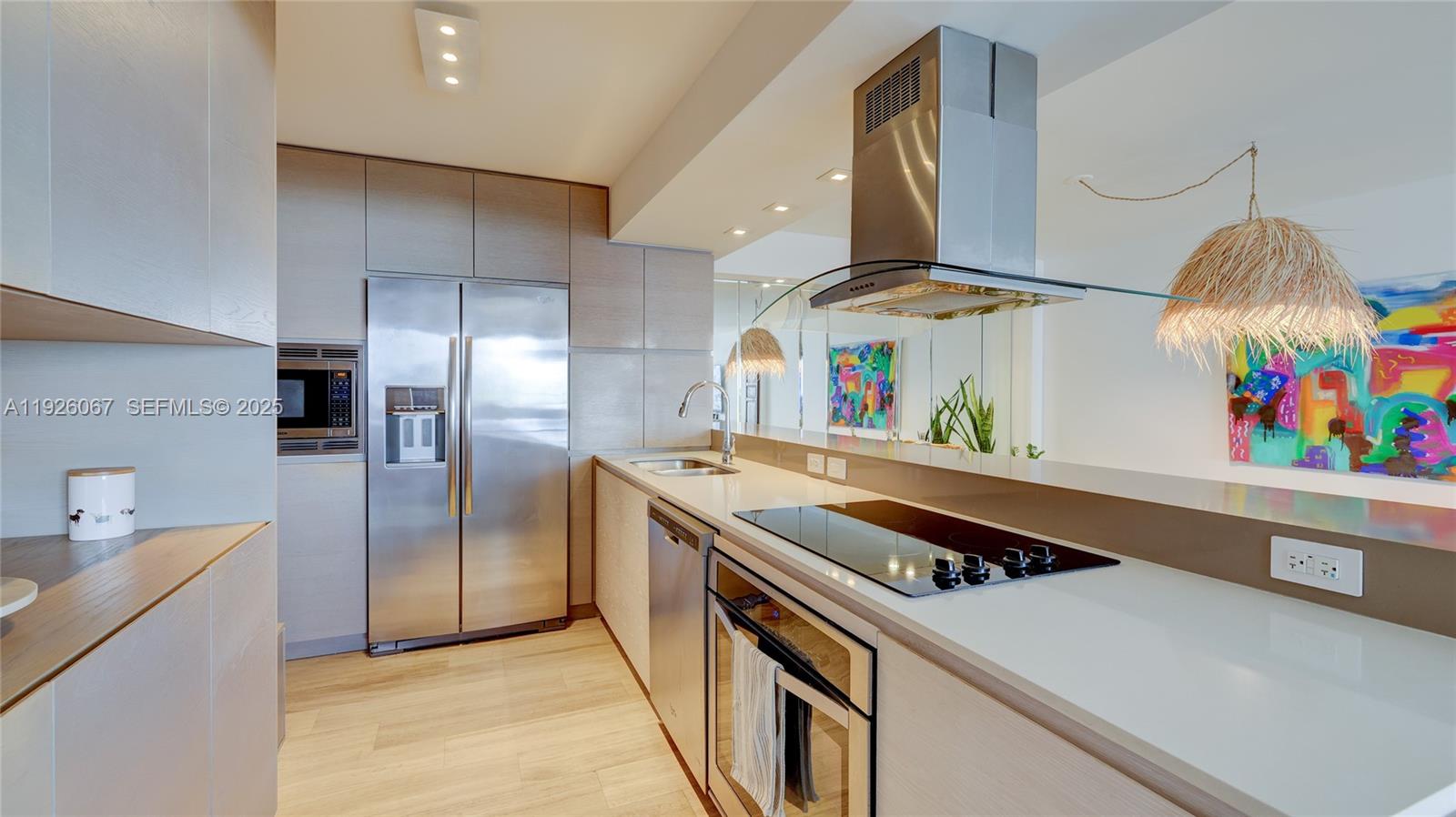 image Commodore Club East14