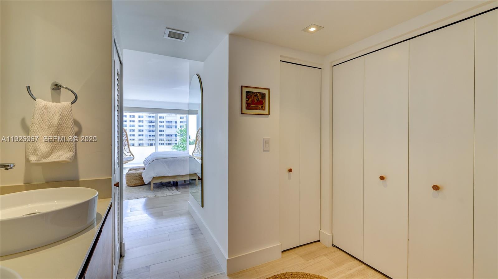 image Commodore Club East23