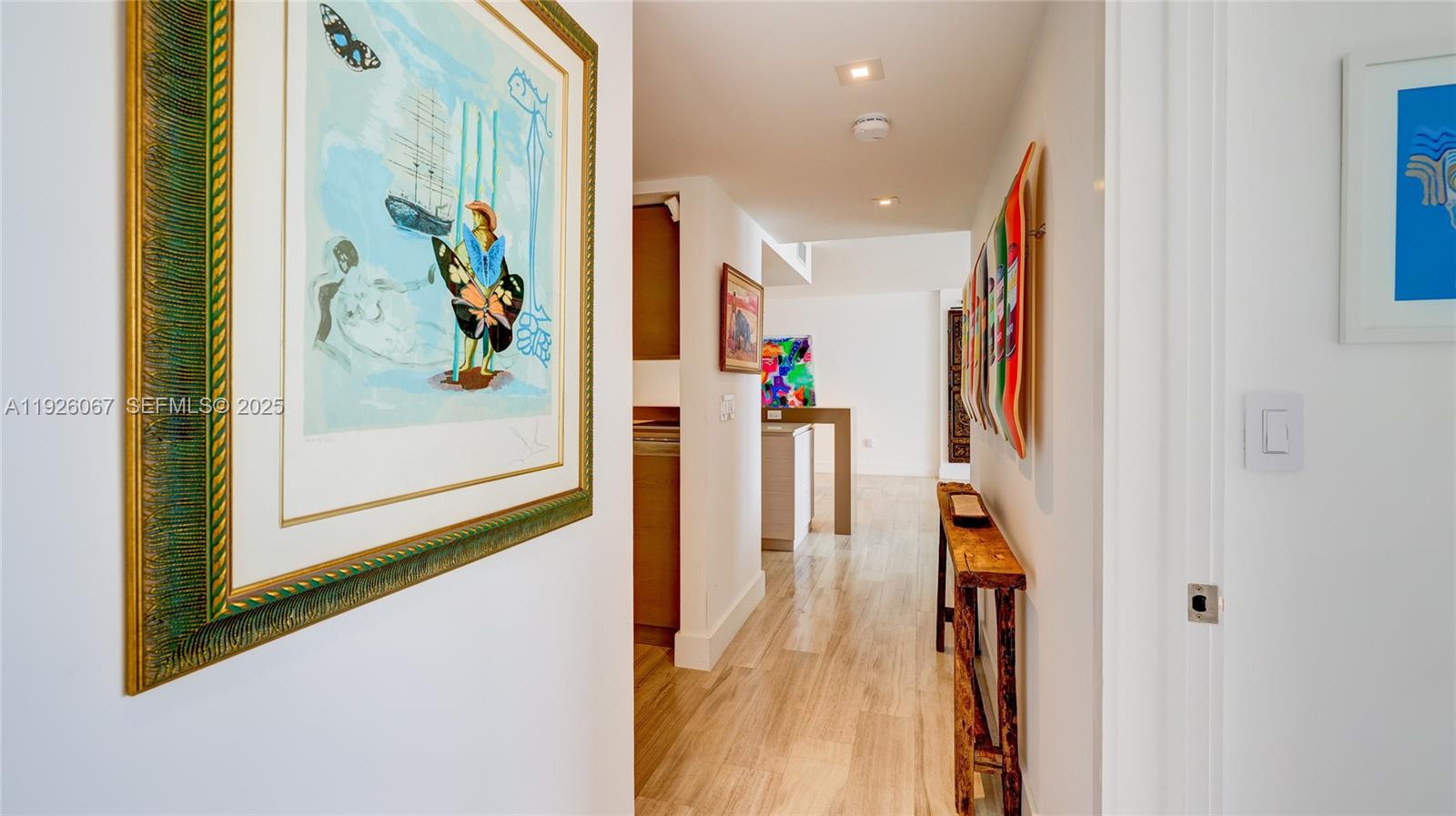 image Commodore Club East5