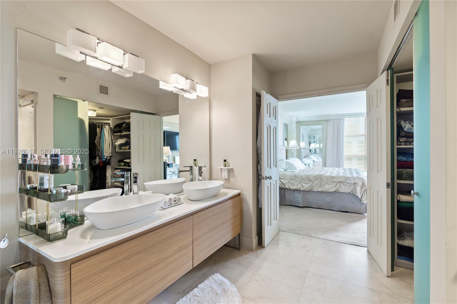 3530 Mystic Pointe Dr #1714 Aventura, FL 33180