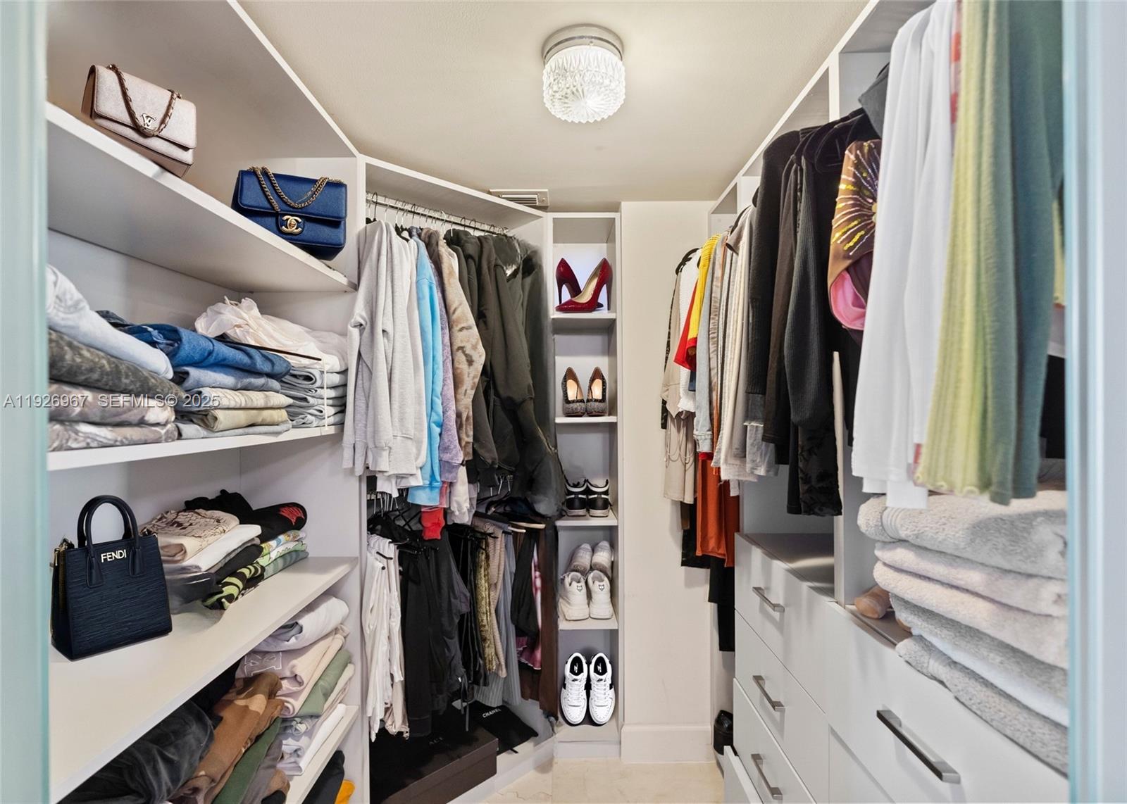 3530 Mystic Pointe Dr #1714 Aventura, FL 33180