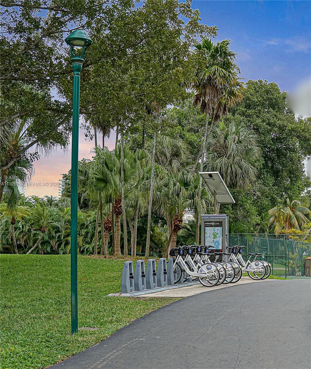 3530 Mystic Pointe Dr #1714 Aventura, FL 33180