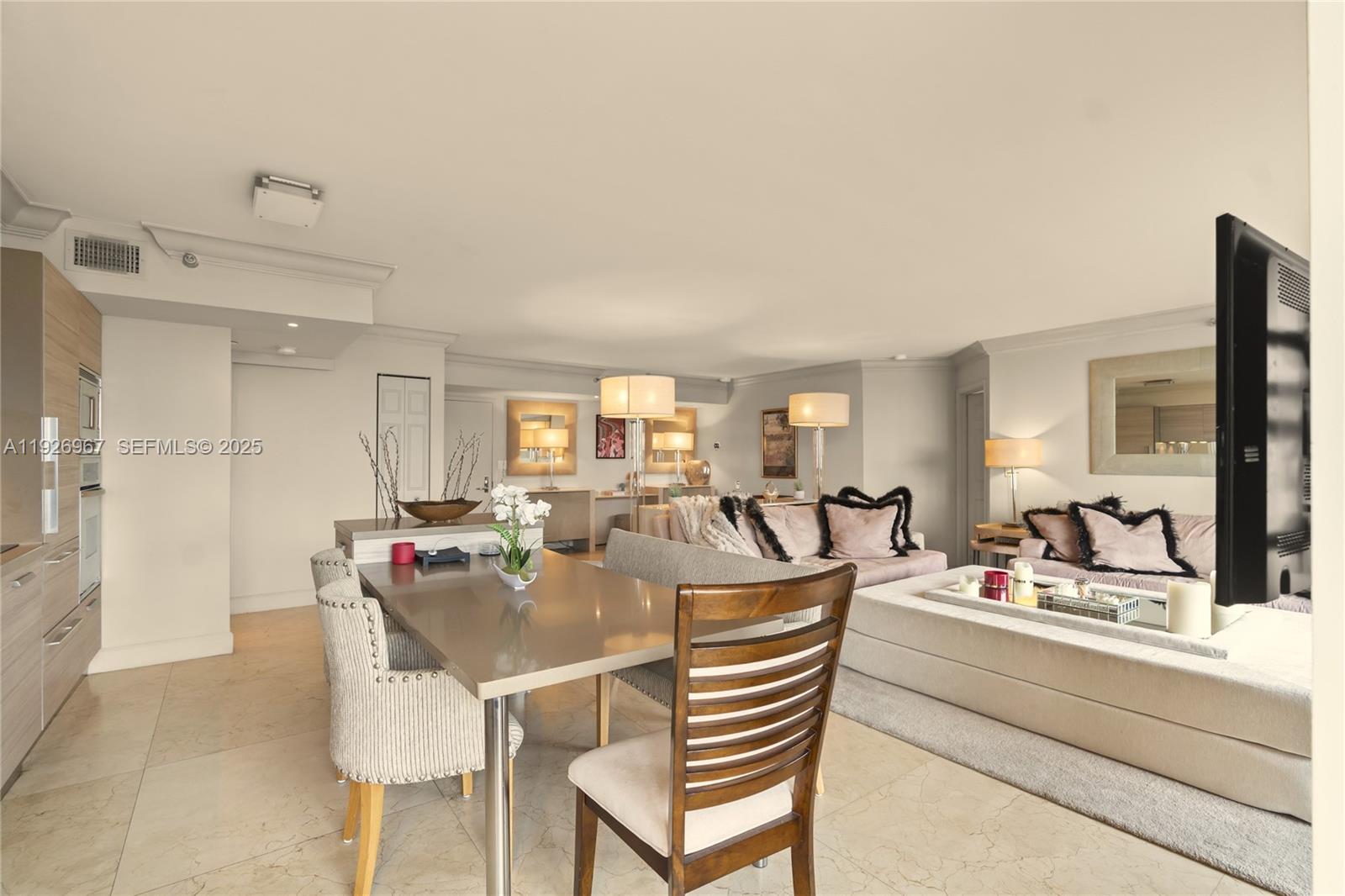 3530 Mystic Pointe Dr #1714 Aventura, FL 33180