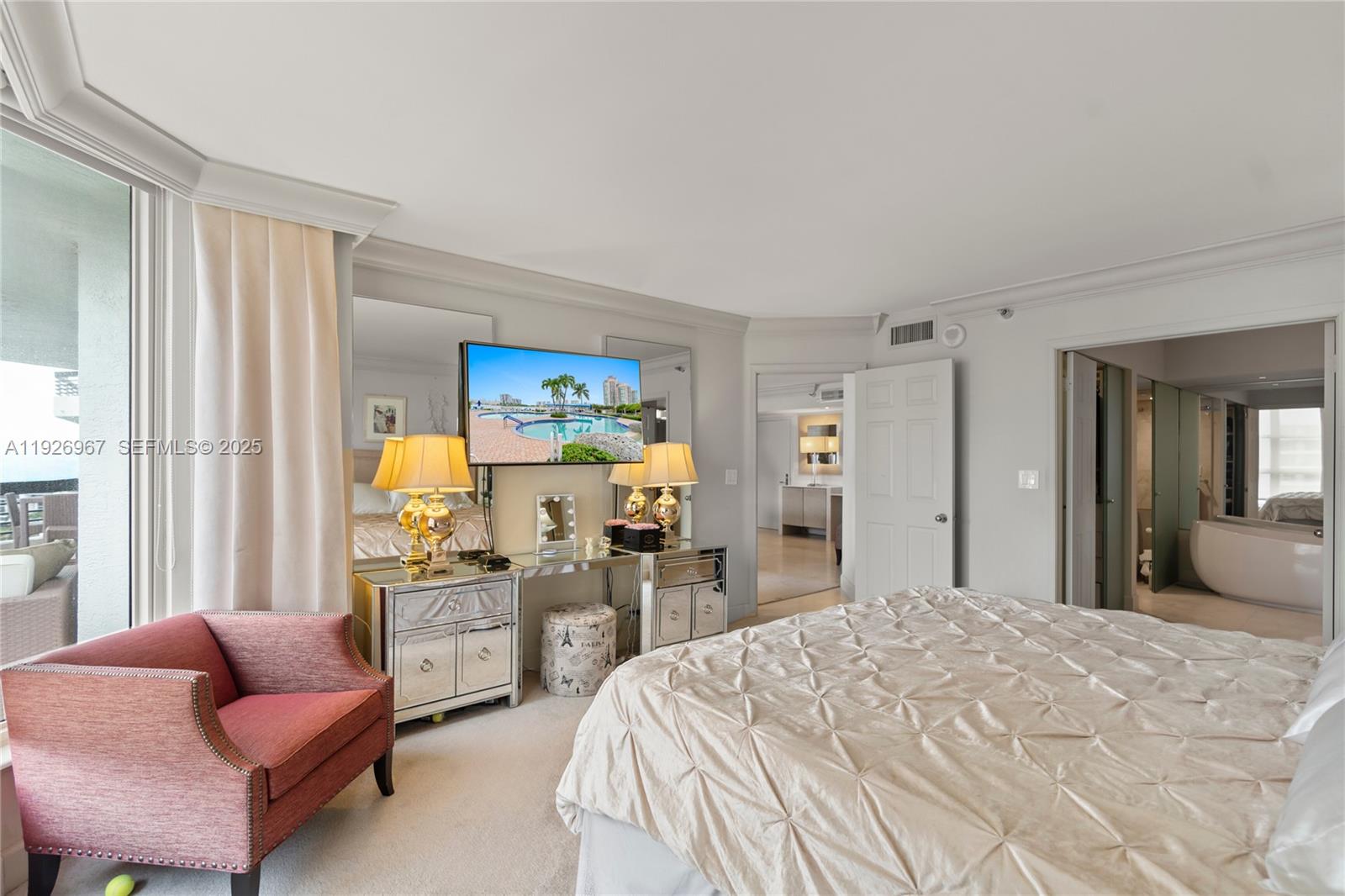 3530 Mystic Pointe Dr #1714 Aventura, FL 33180