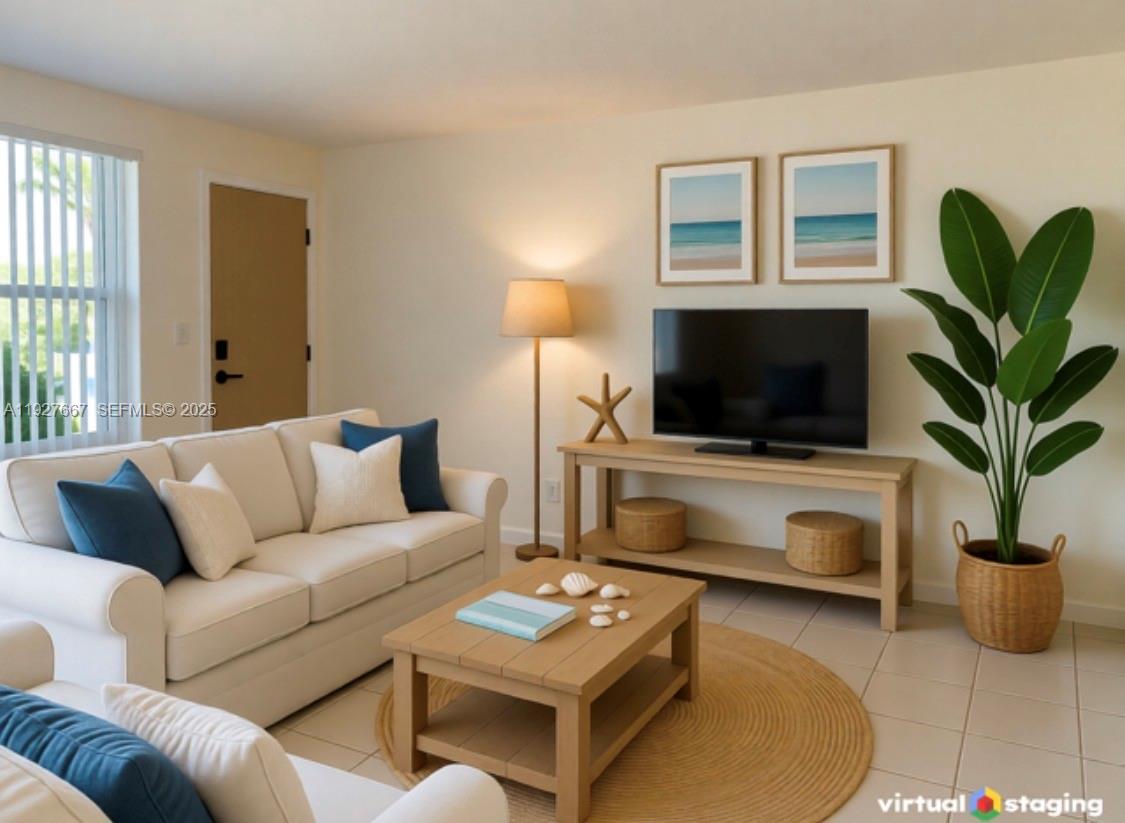 255 Sunrise Dr #103 Key Biscayne, FL 33149