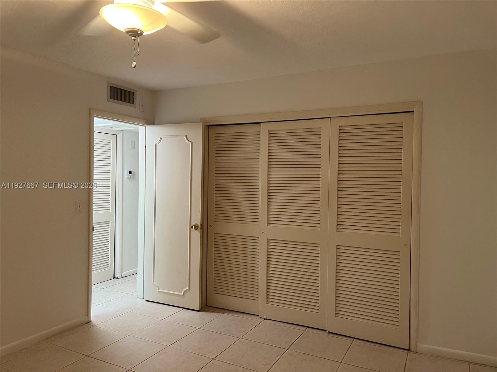 255 Sunrise Dr #103 Key Biscayne, FL 33149