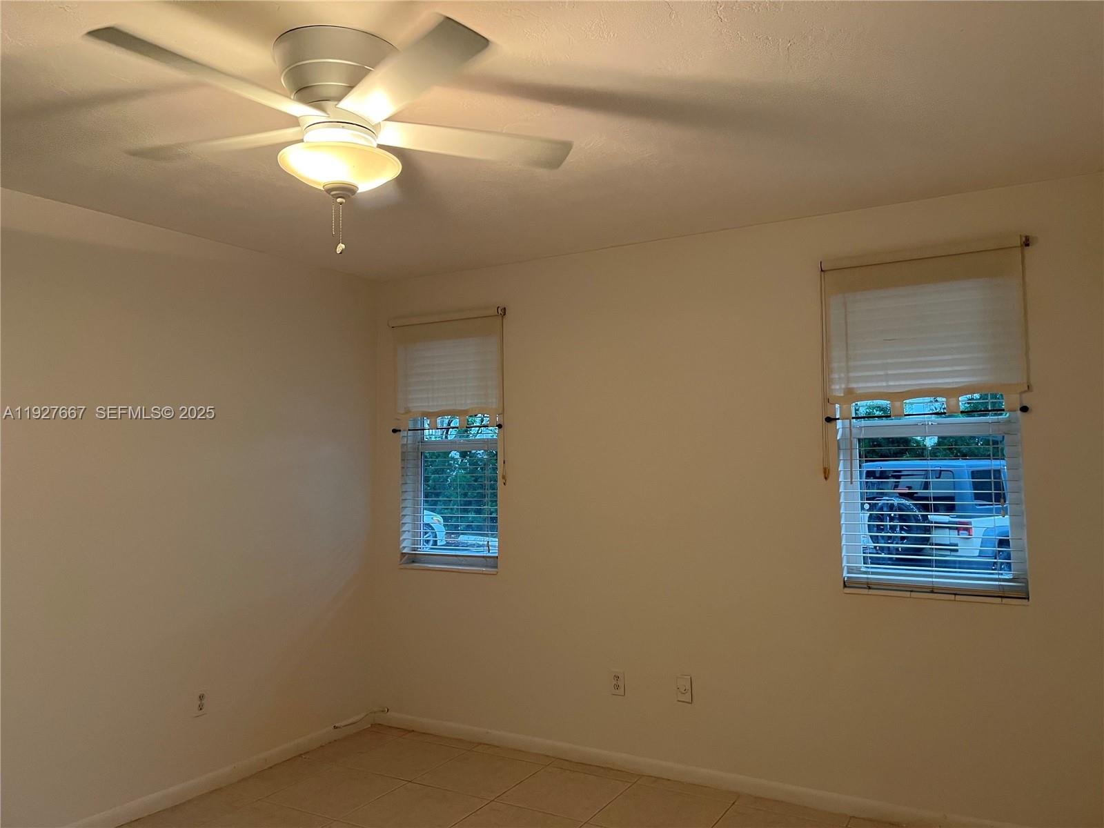 255 Sunrise Dr #103 Key Biscayne, FL 33149