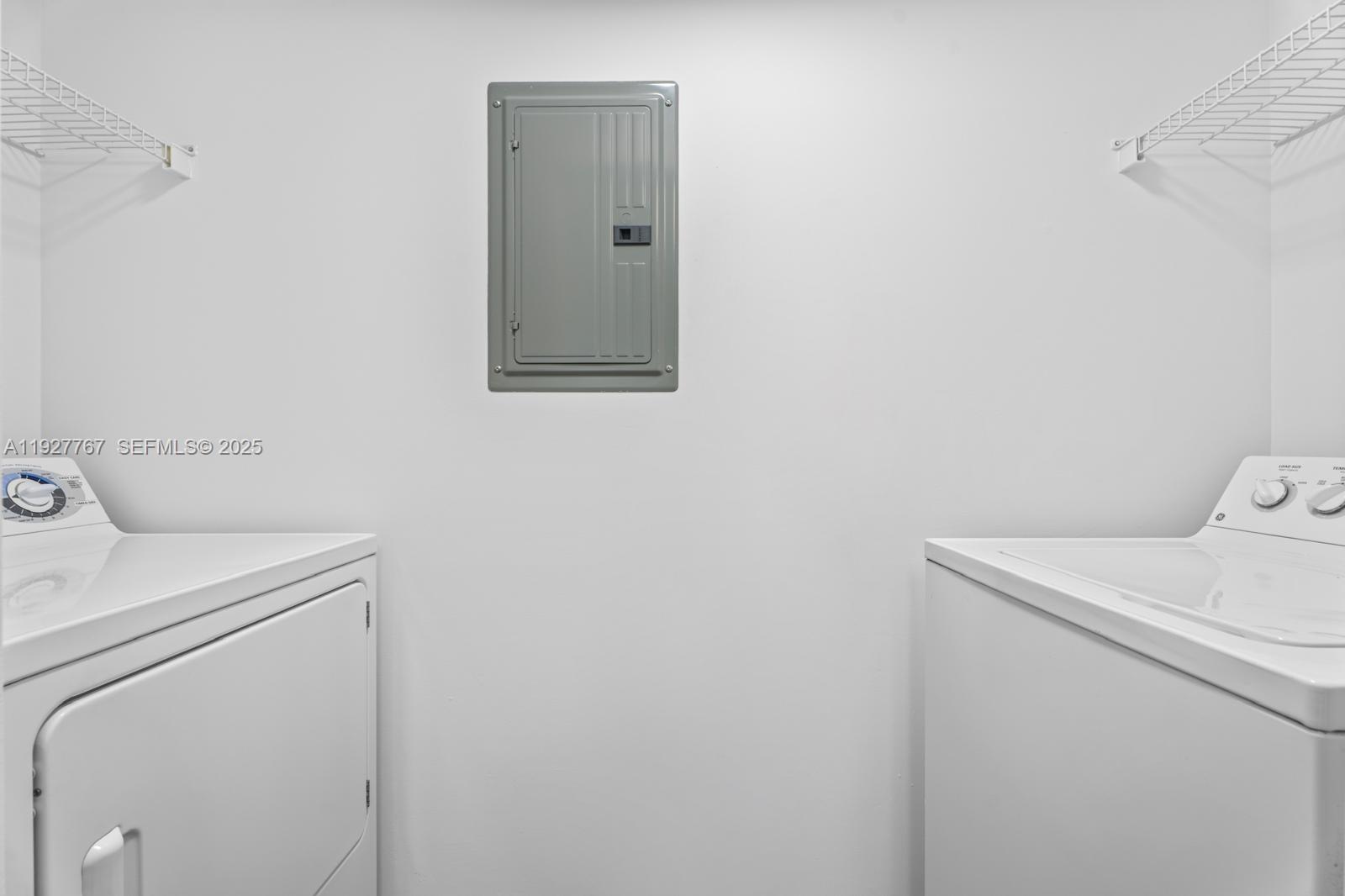 19501 W Country Clb Dr #1710 Aventura, FL 33180