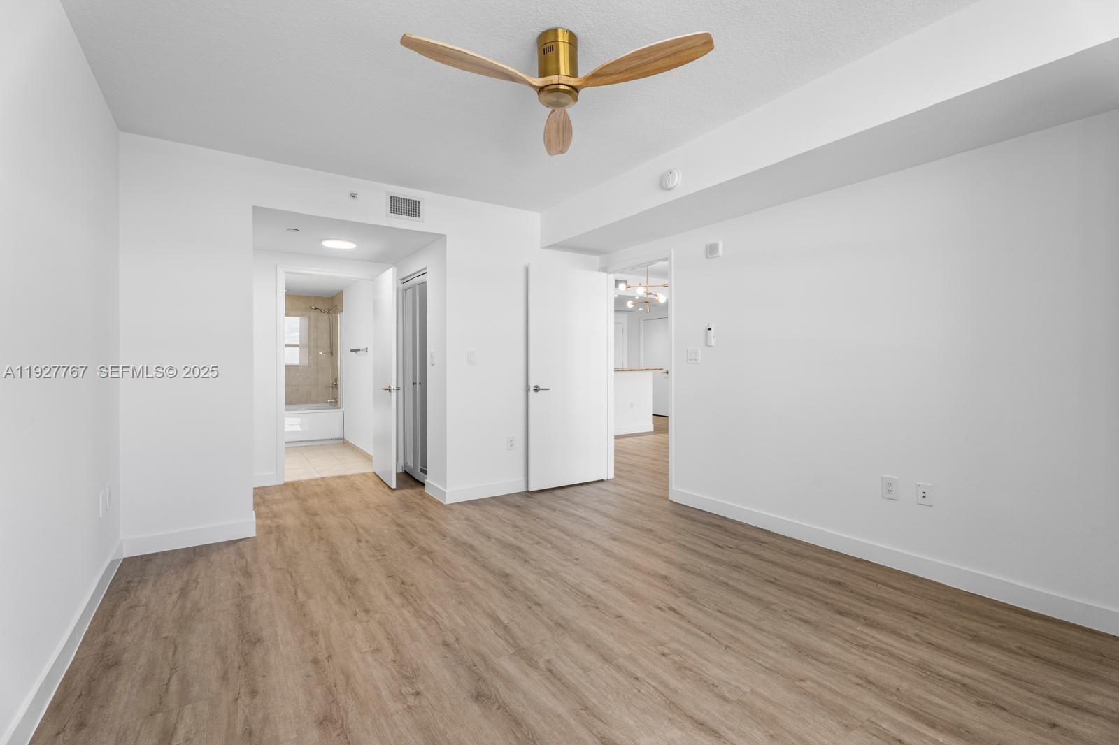 19501 W Country Clb Dr #1710 Aventura, FL 33180