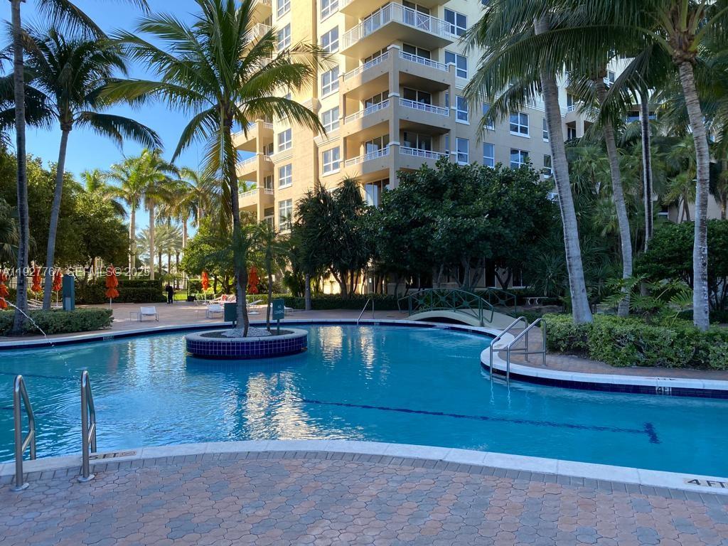 19501 W Country Clb Dr #1710 Aventura, FL 33180