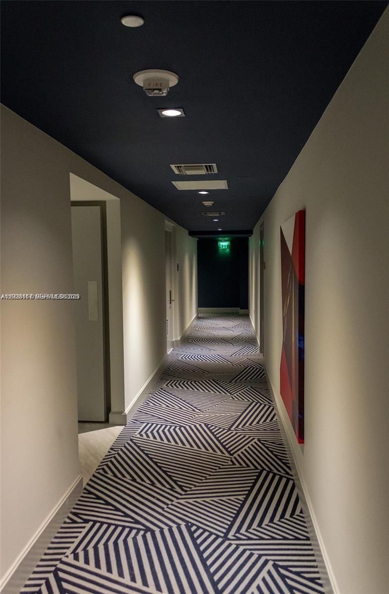 45 SW 9th St #2805 Miami, FL 33130