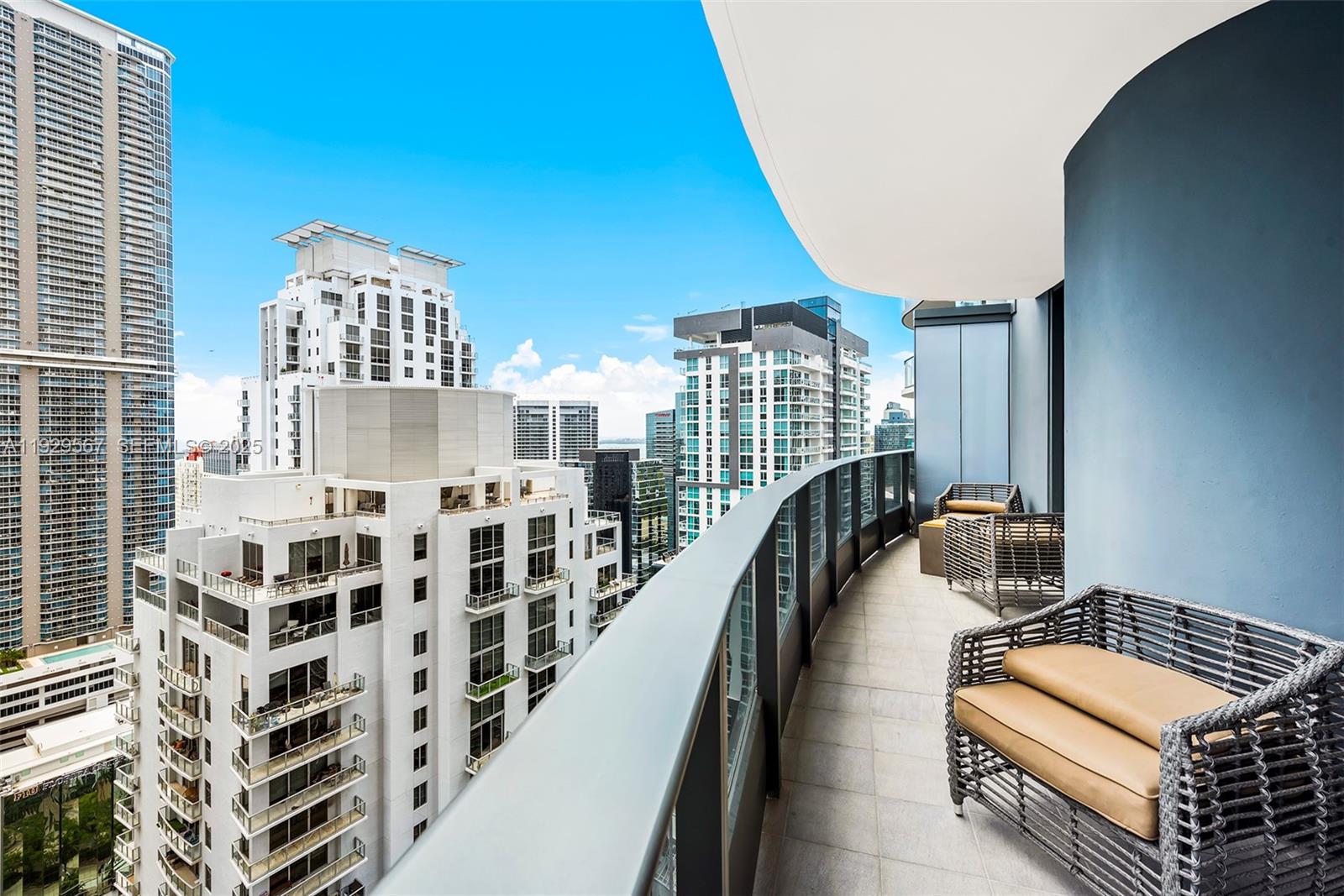 1000 Brickell Plz #4005 Miami, FL 33131