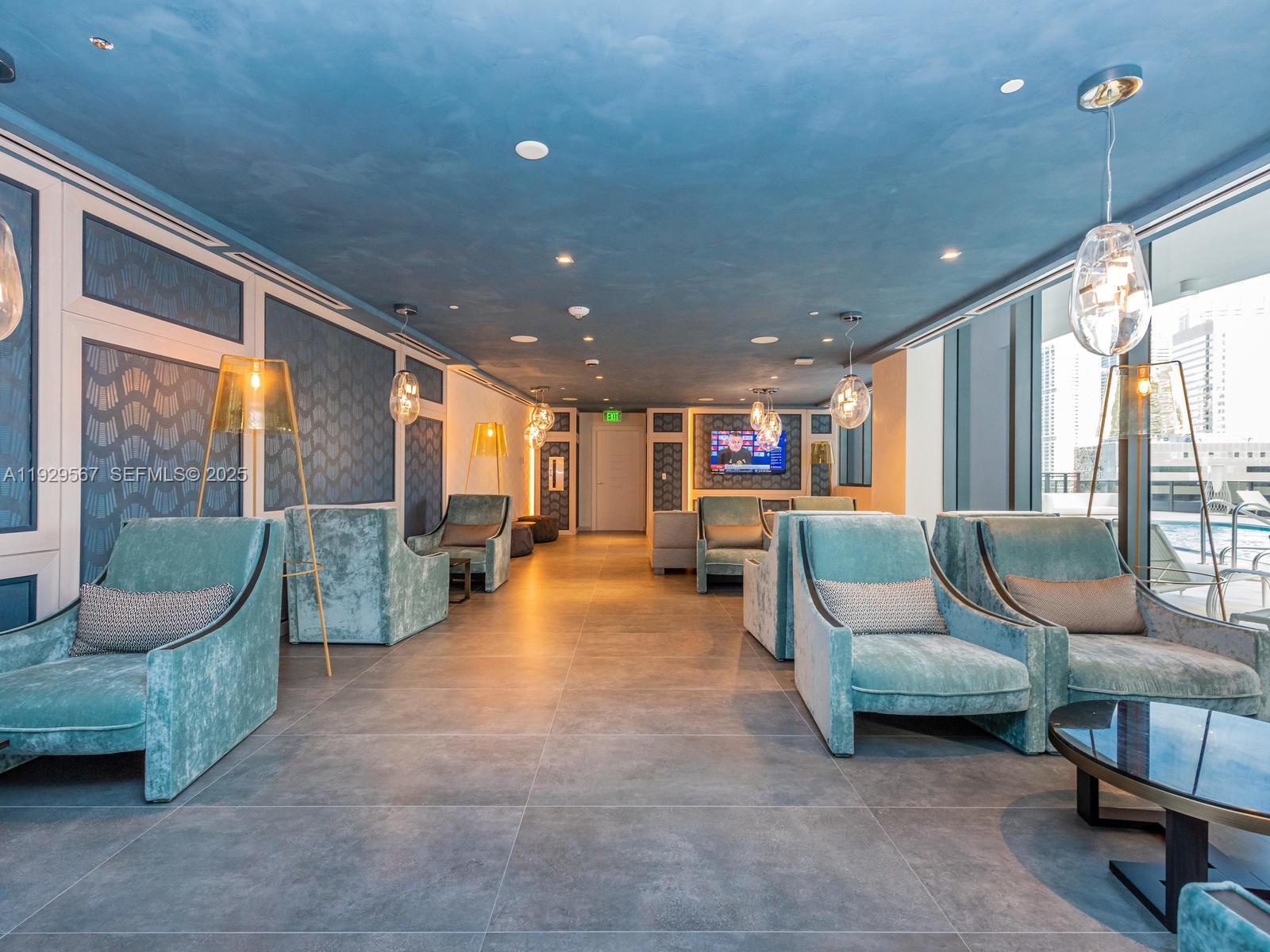 1000 Brickell Plz #4005 Miami, FL 33131