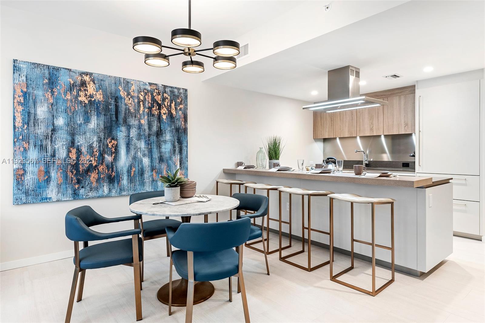 1000 Brickell Plz #4005 Miami, FL 33131