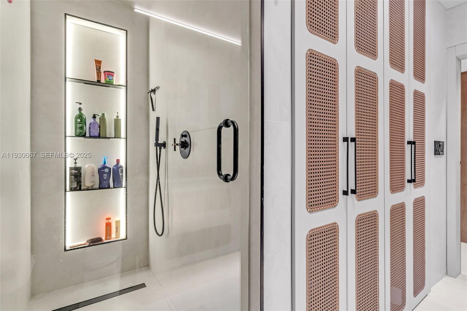 image Hamptons West19