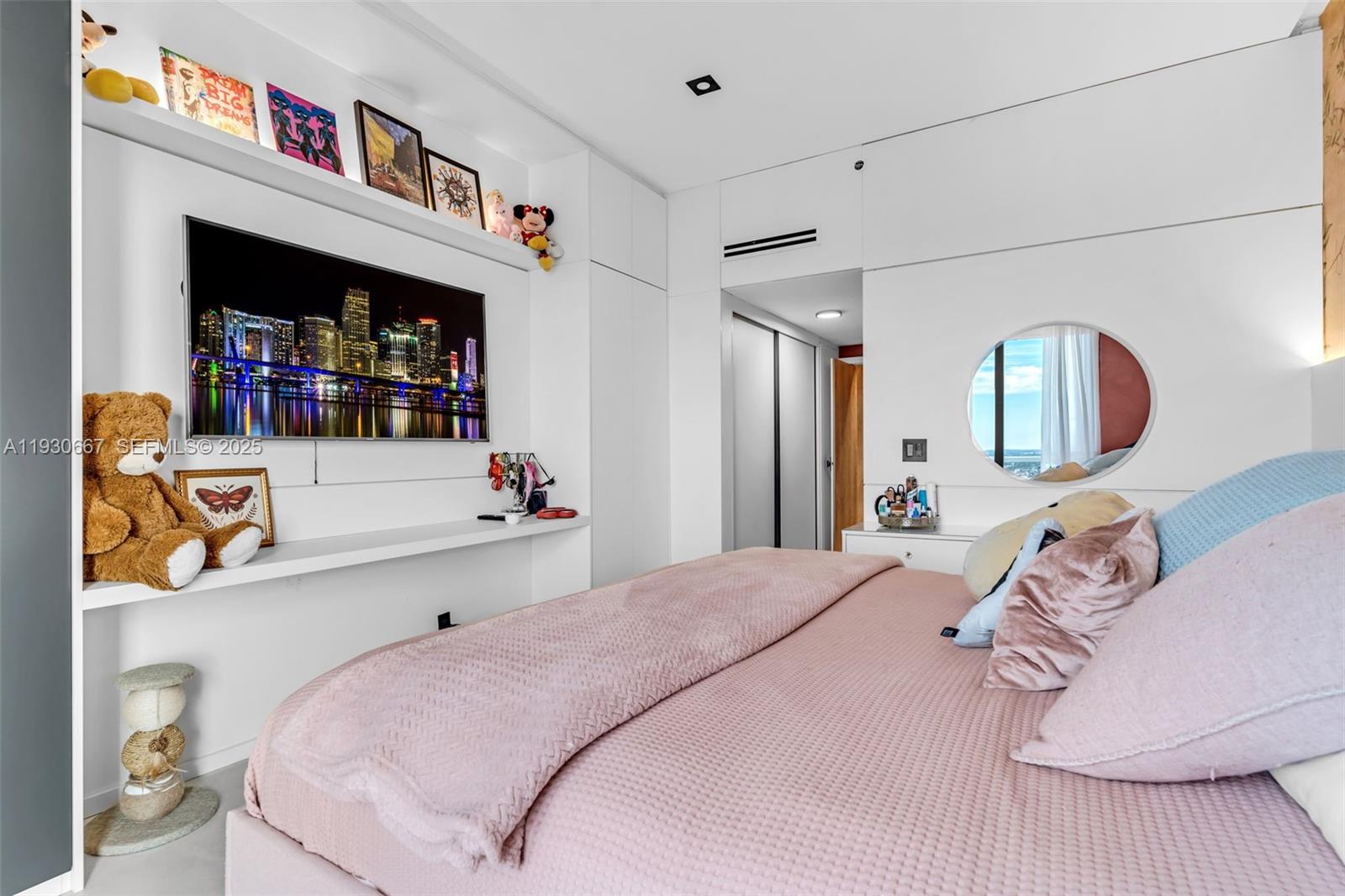 image Hamptons West22