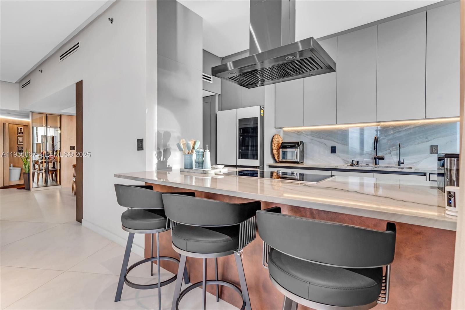 image Hamptons West37