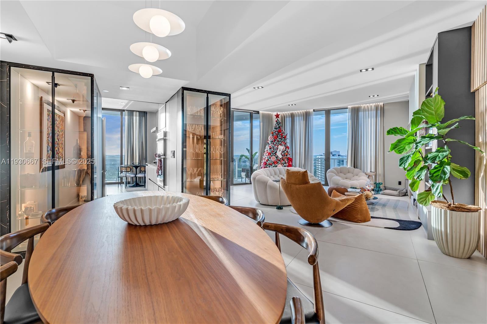 image Hamptons West52