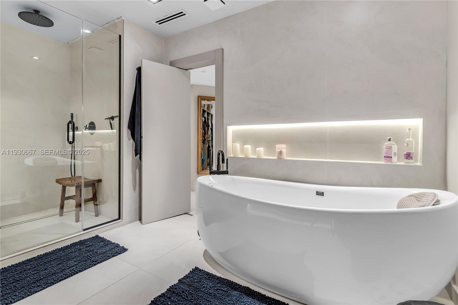 image Hamptons West54