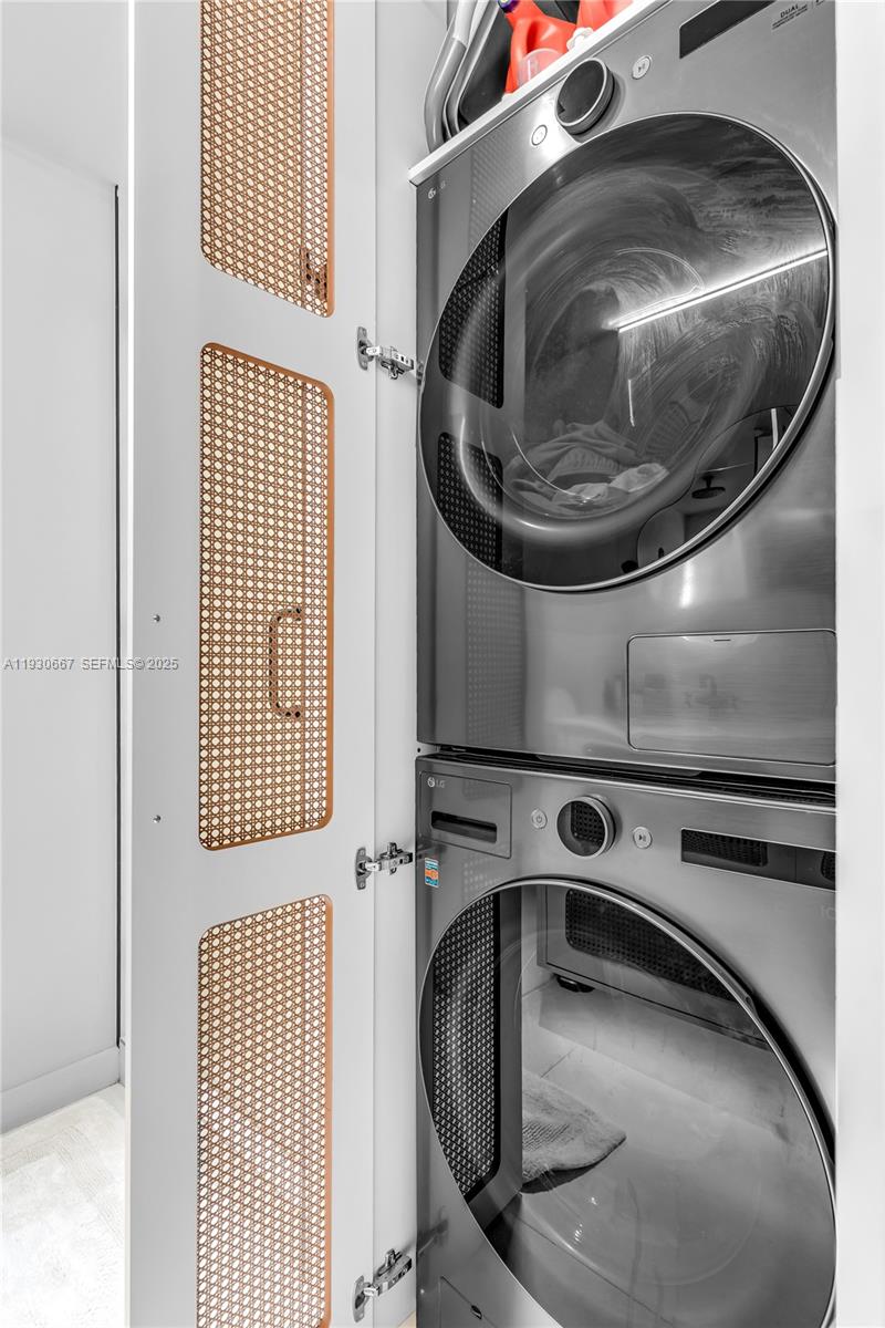 image Hamptons West63