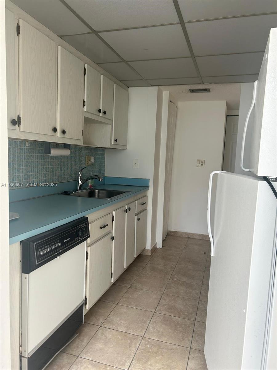 image Winston Towers 4008