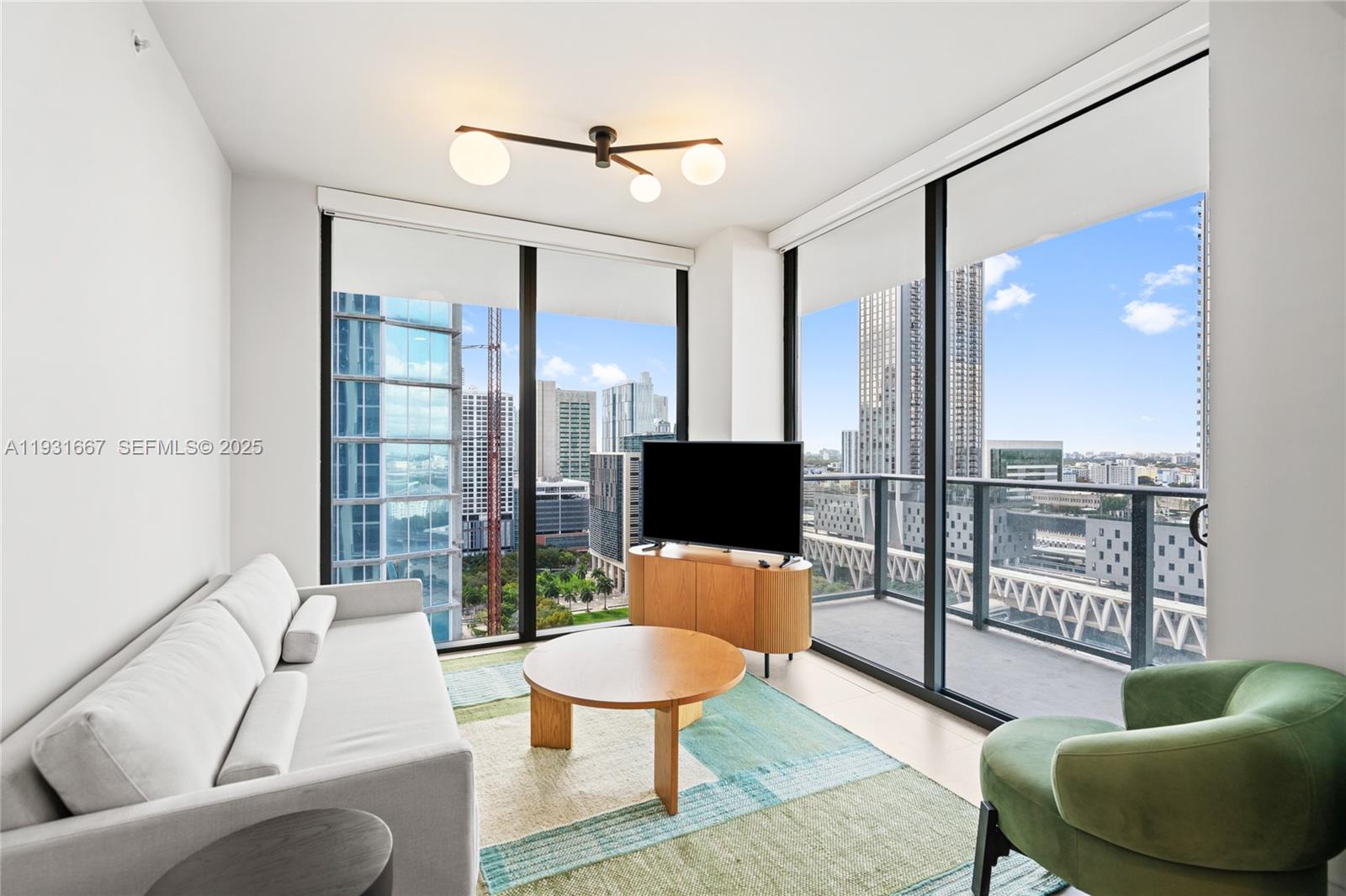 image The Crosby Miami Worldcenter1