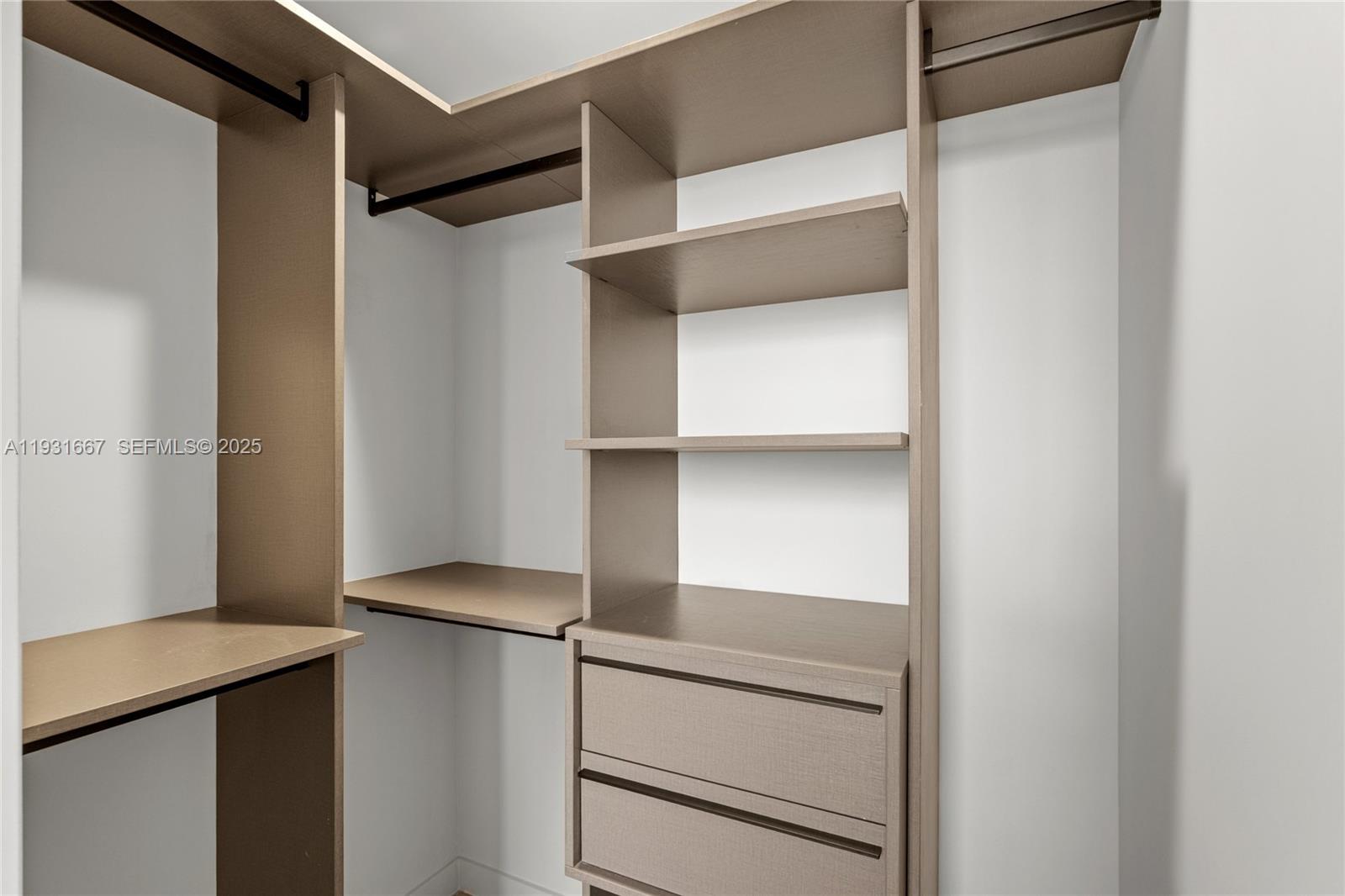 image The Crosby Miami Worldcenter28