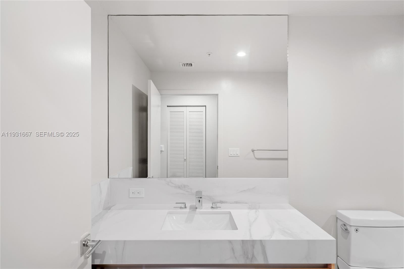 image The Crosby Miami Worldcenter29