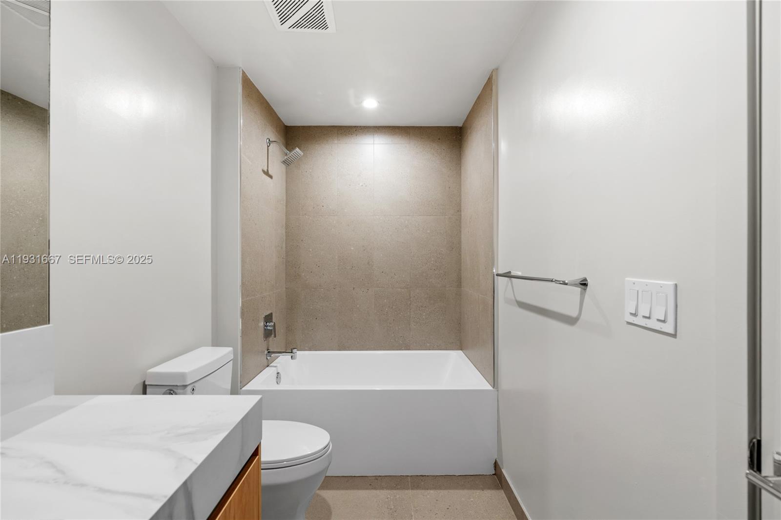 image The Crosby Miami Worldcenter31