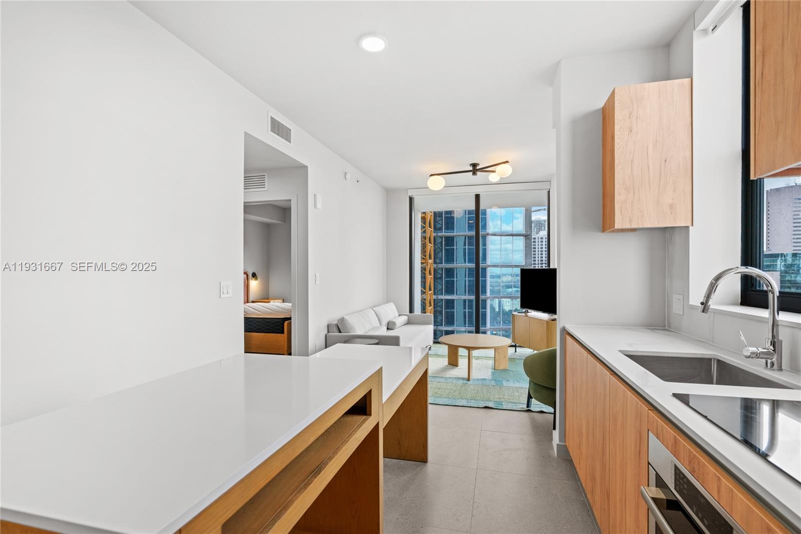 image The Crosby Miami Worldcenter8