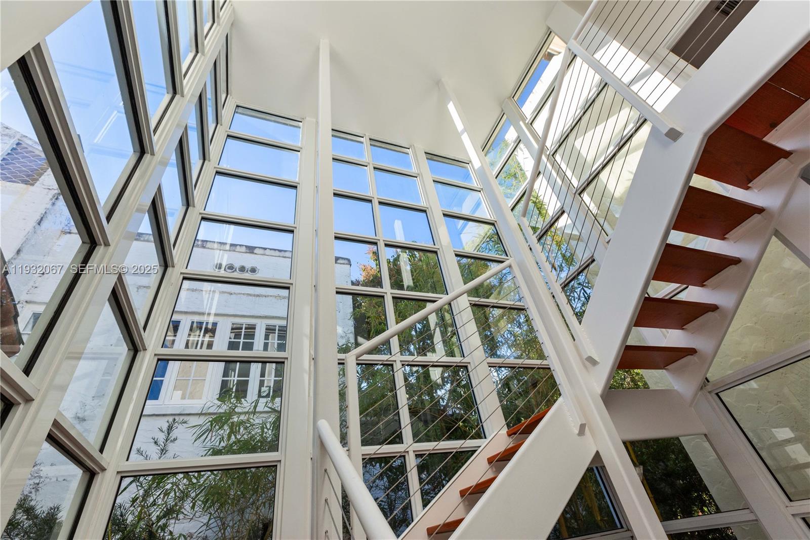 737 Alhambra Cir Coral Gables, FL 33134