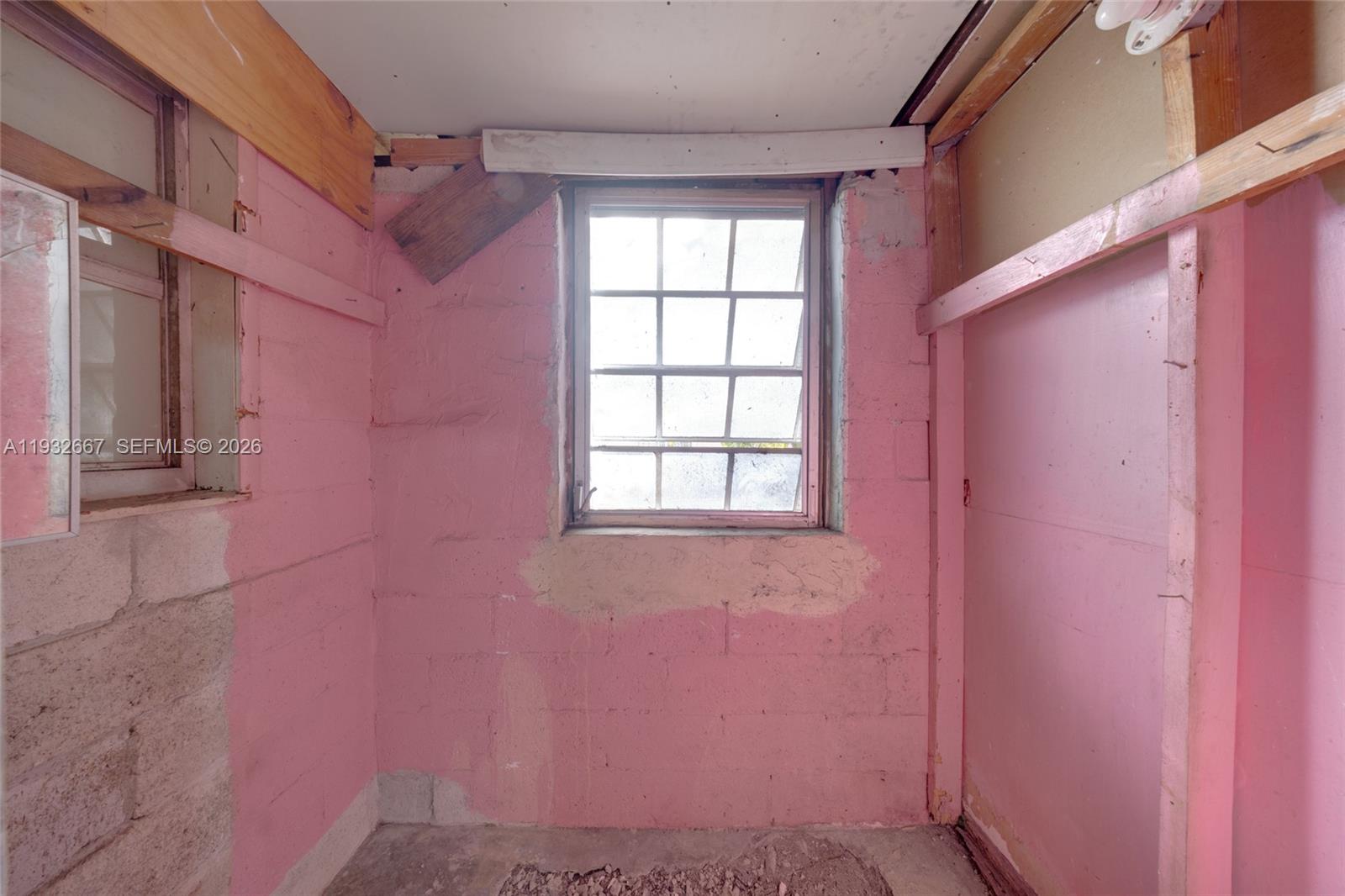 763 NE 140th St North Miami, FL 33161