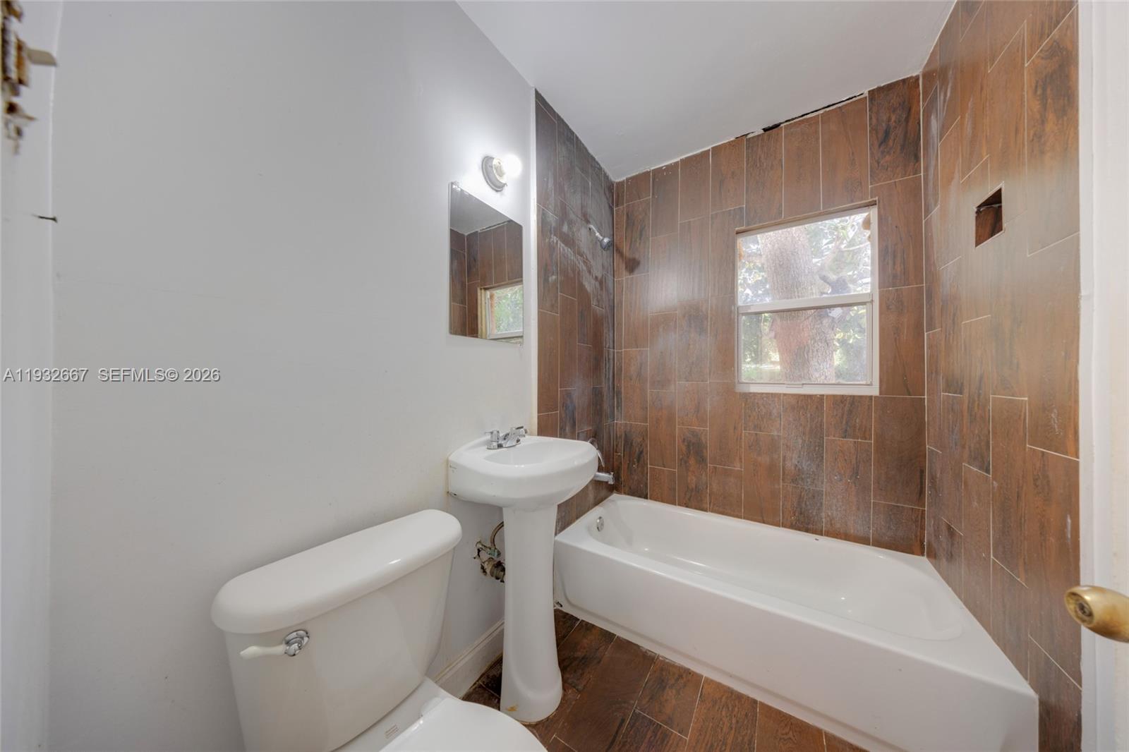 763 NE 140th St North Miami, FL 33161