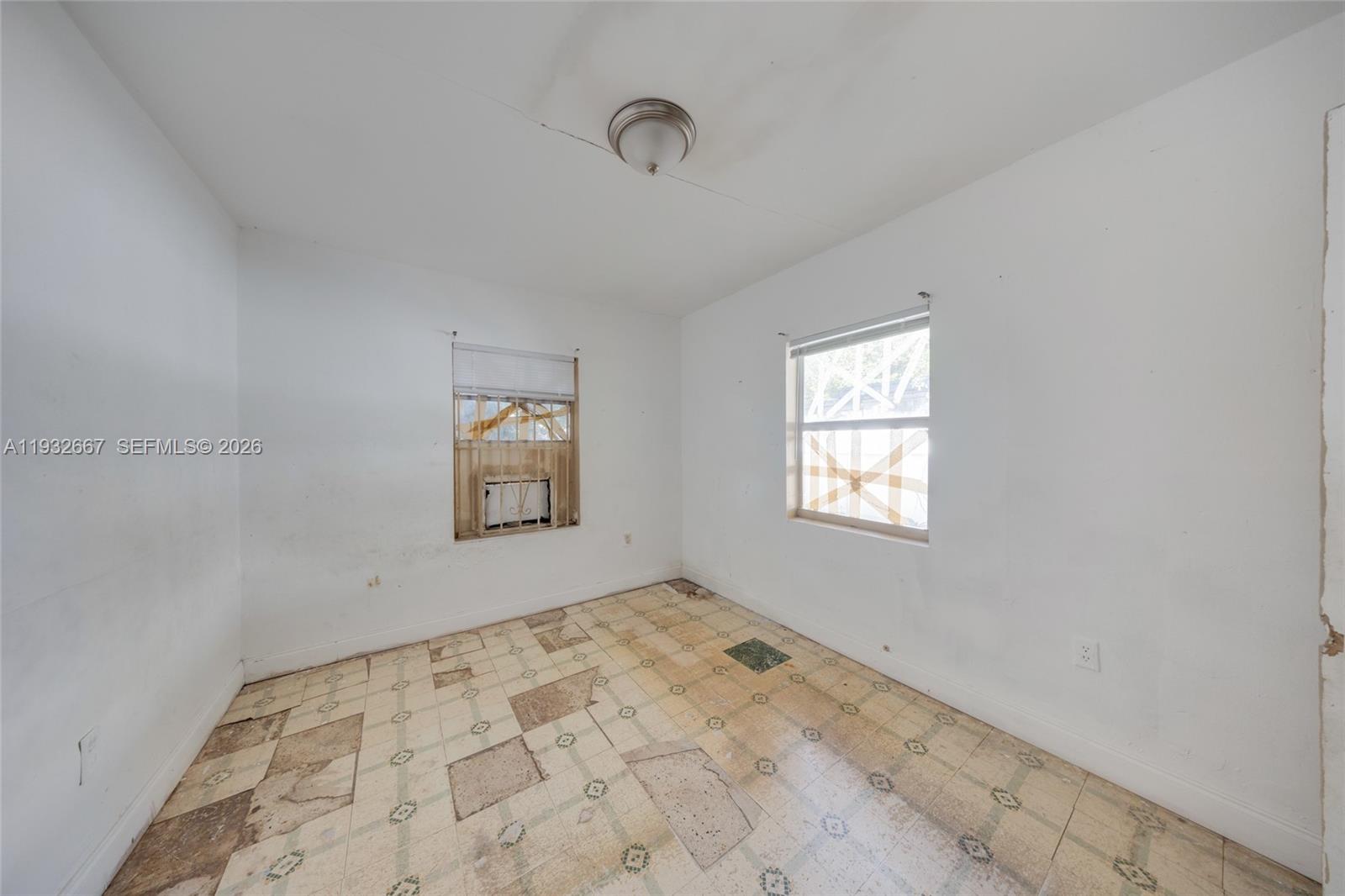 763 NE 140th St North Miami, FL 33161