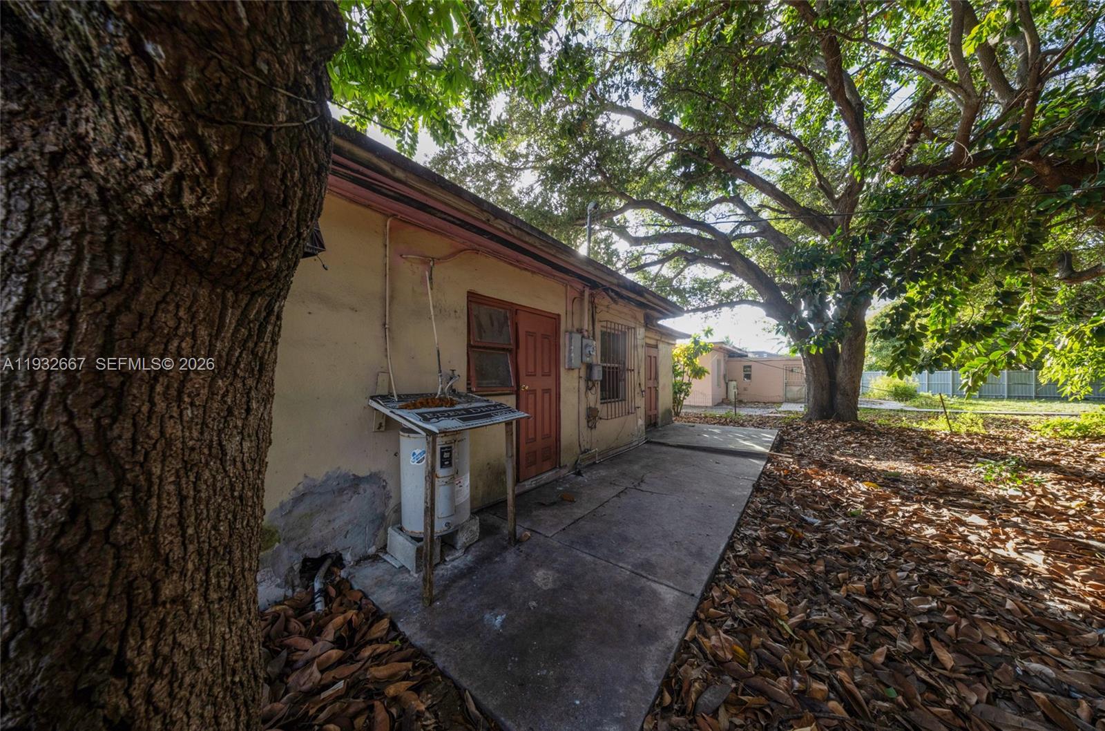 763 NE 140th St North Miami, FL 33161