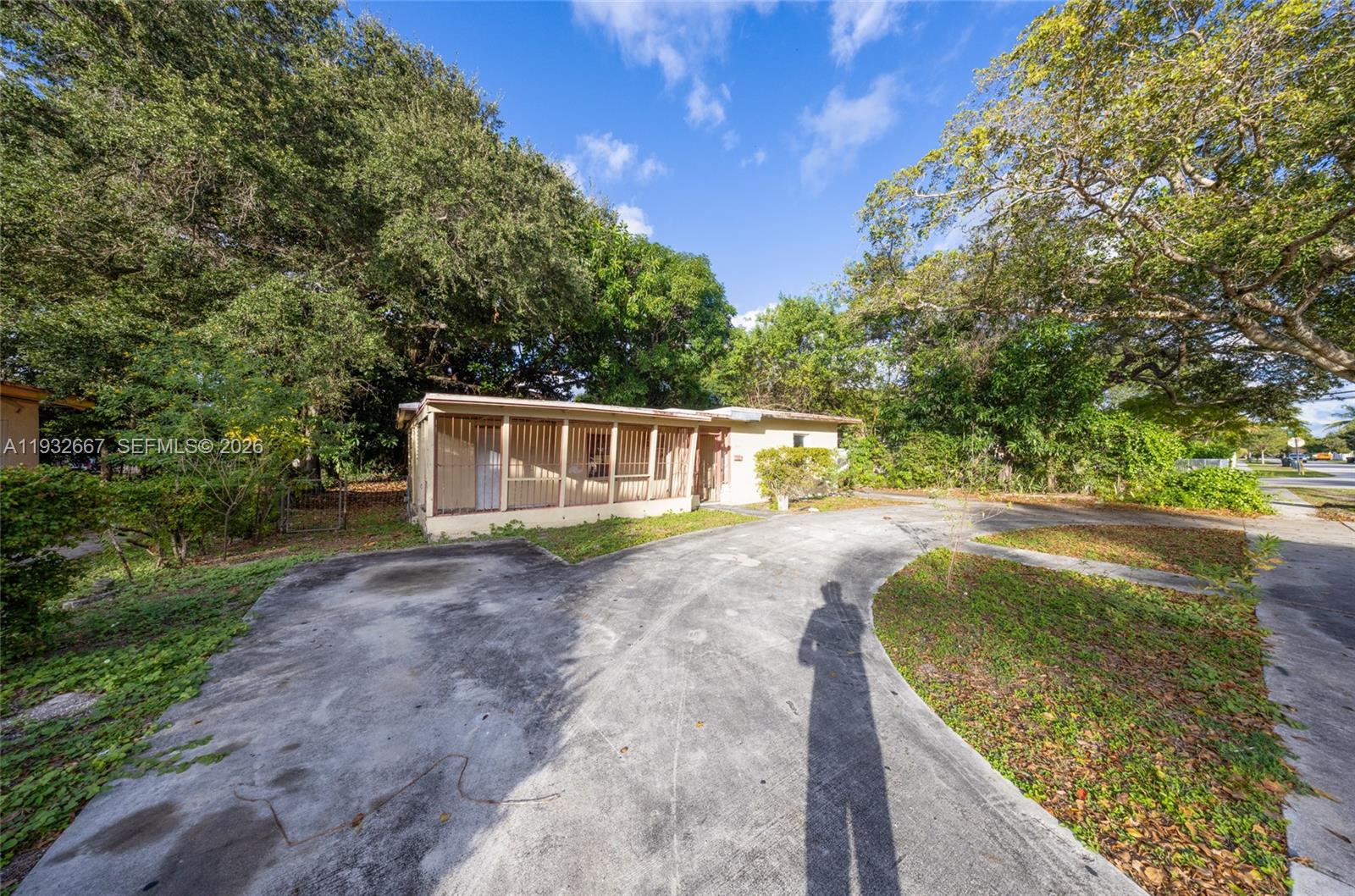 763 NE 140th St North Miami, FL 33161