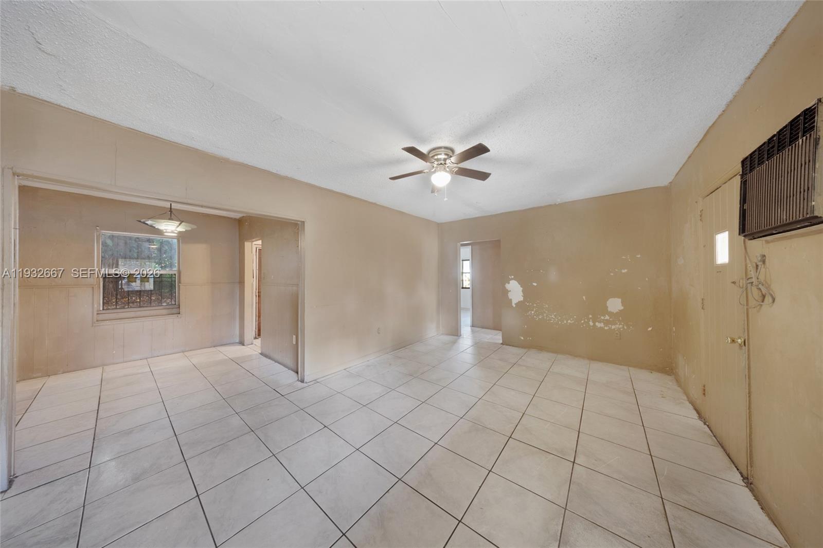 763 NE 140th St North Miami, FL 33161