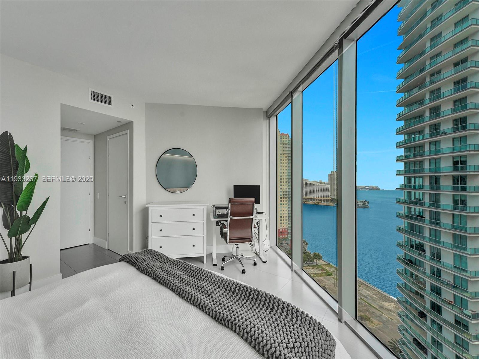 image Brickell House11