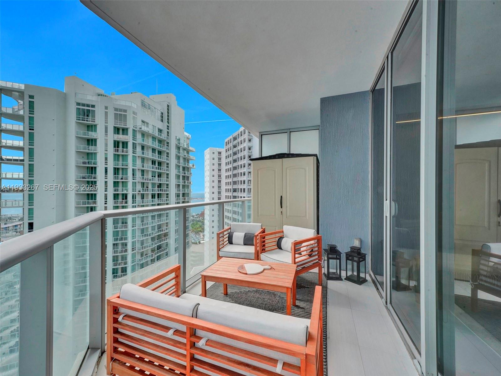 image Brickell House18
