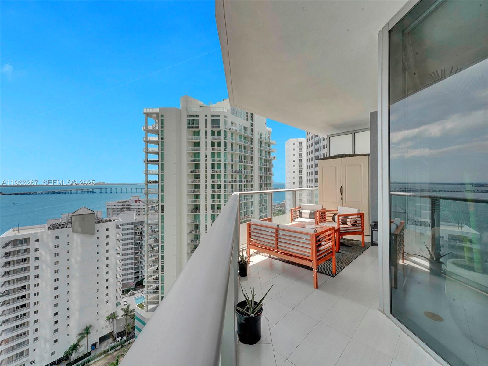 image Brickell House5
