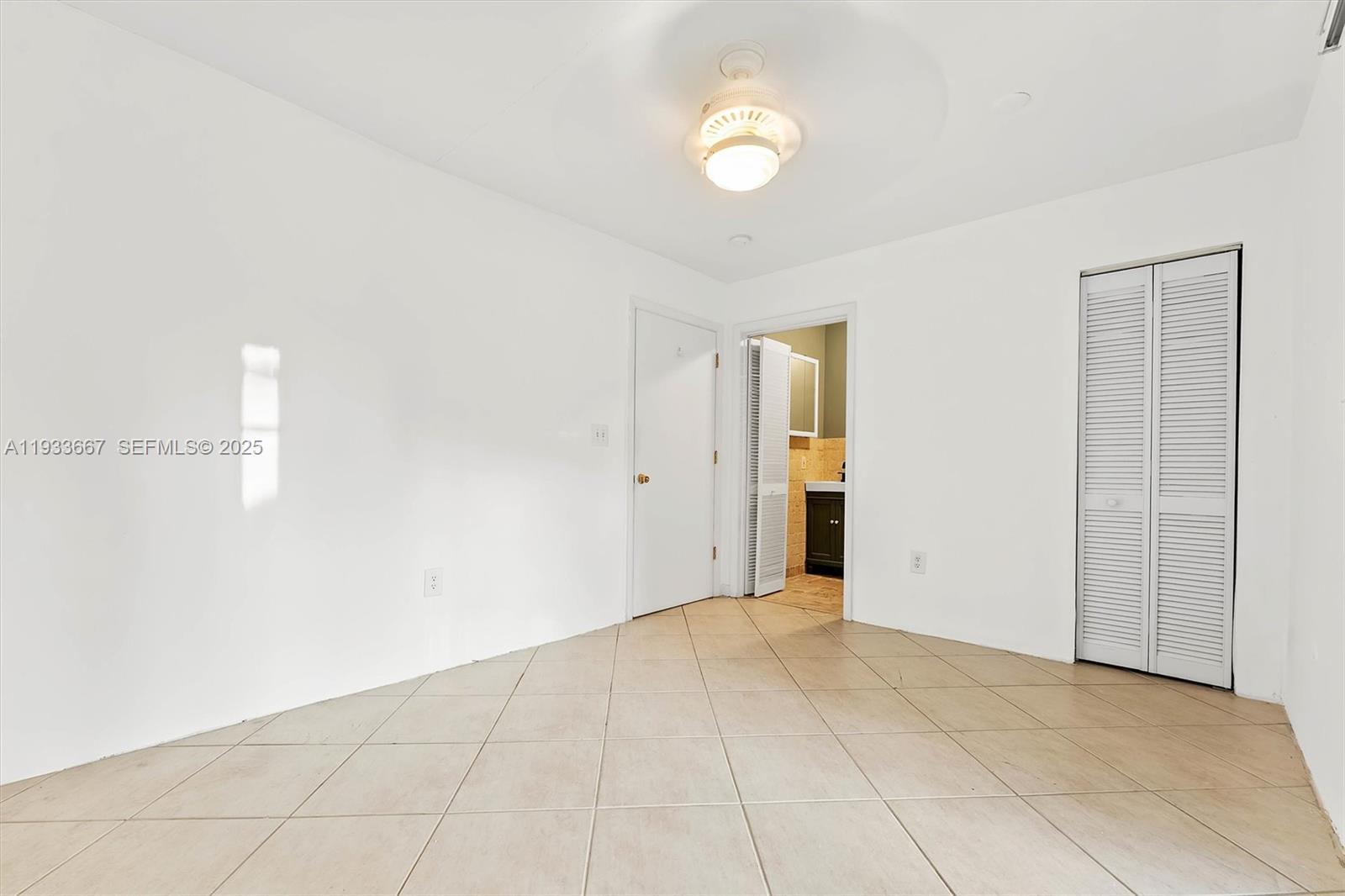 11770 Griffing Blvd Biscayne Park, FL 33161