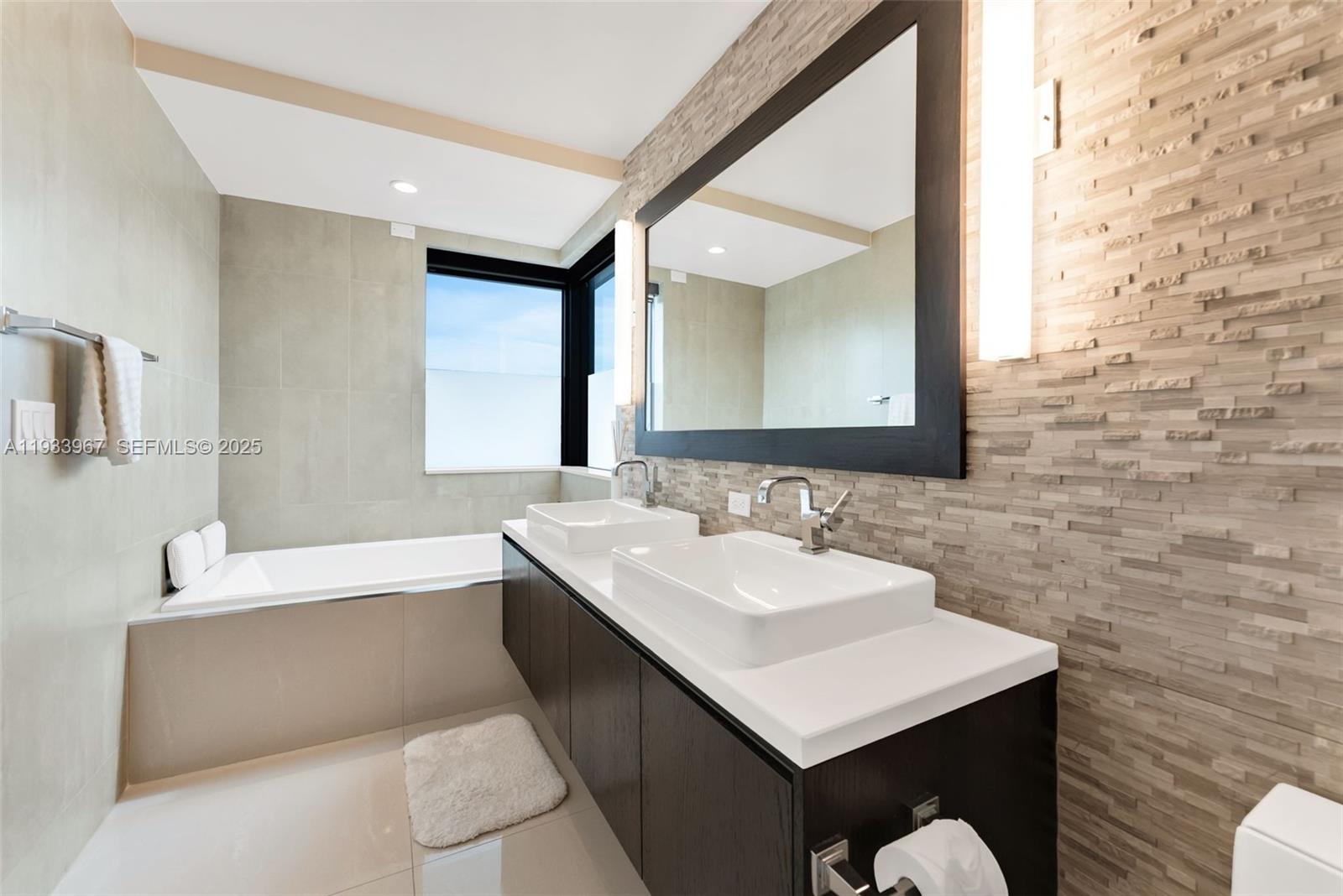 3030 N Ocean Blvd #S101 Fort Lauderdale, FL 33308