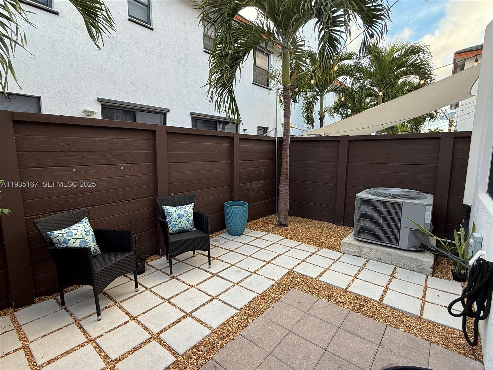 15822 NW 91st Ave Miami Lakes, FL 33018