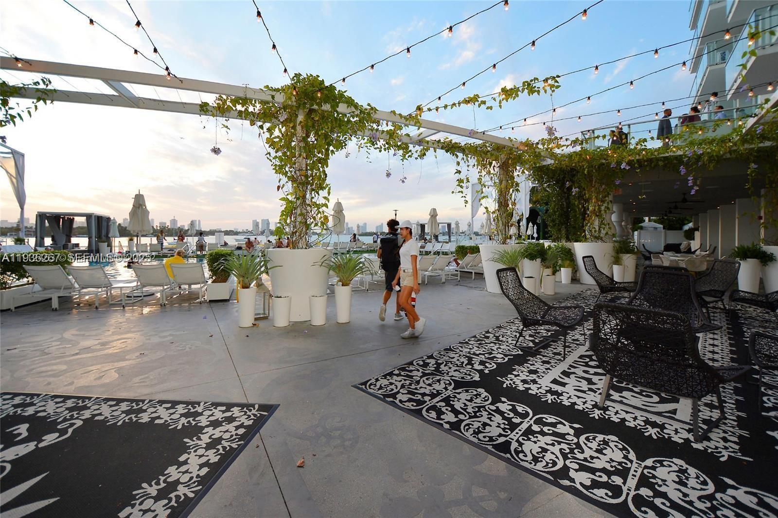 1100 West Ave #1220 Miami Beach, FL 33139