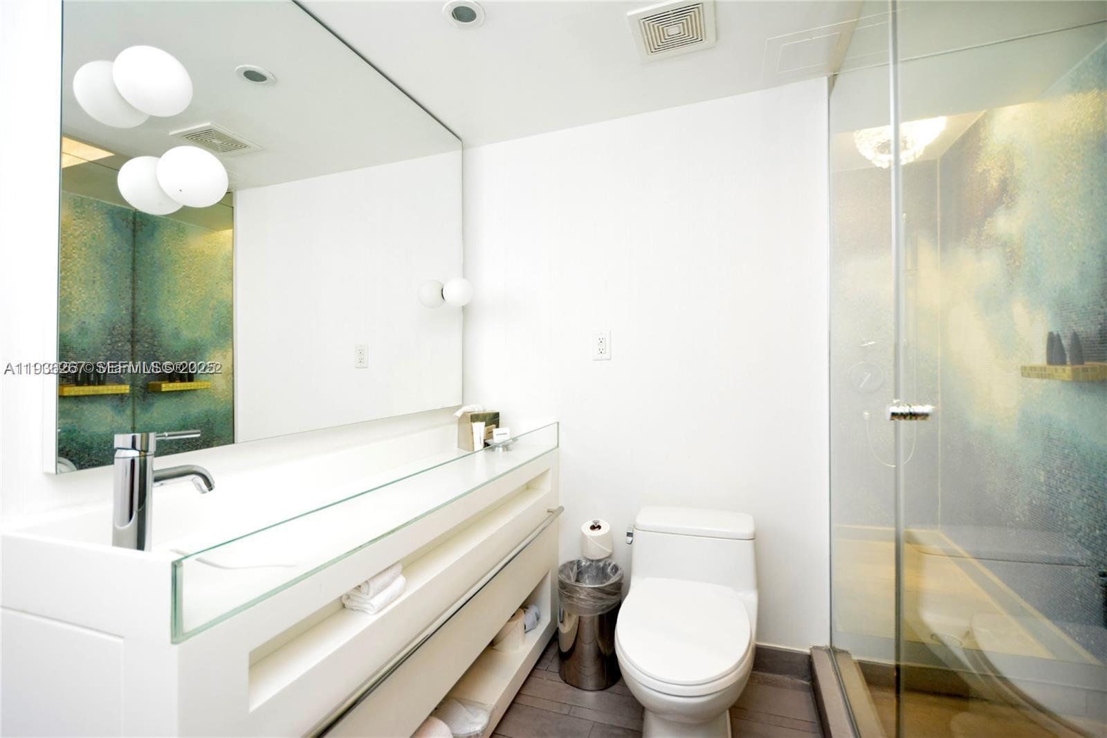 1100 West Ave #1220 Miami Beach, FL 33139