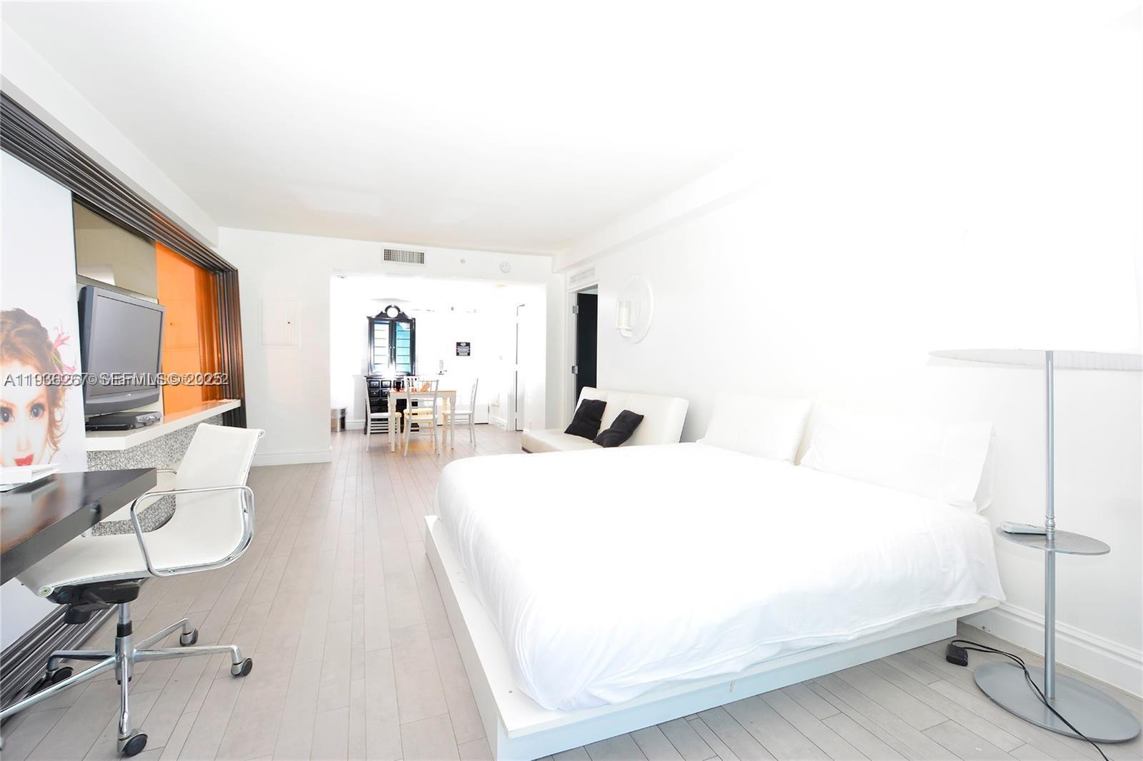 1100 West Ave #1220 Miami Beach, FL 33139