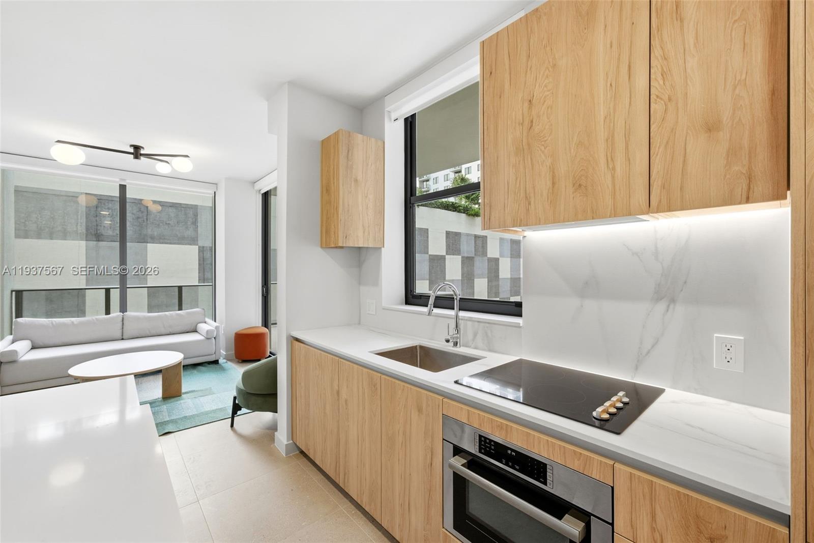 11 NE 6th St #709 Miami, FL 33132