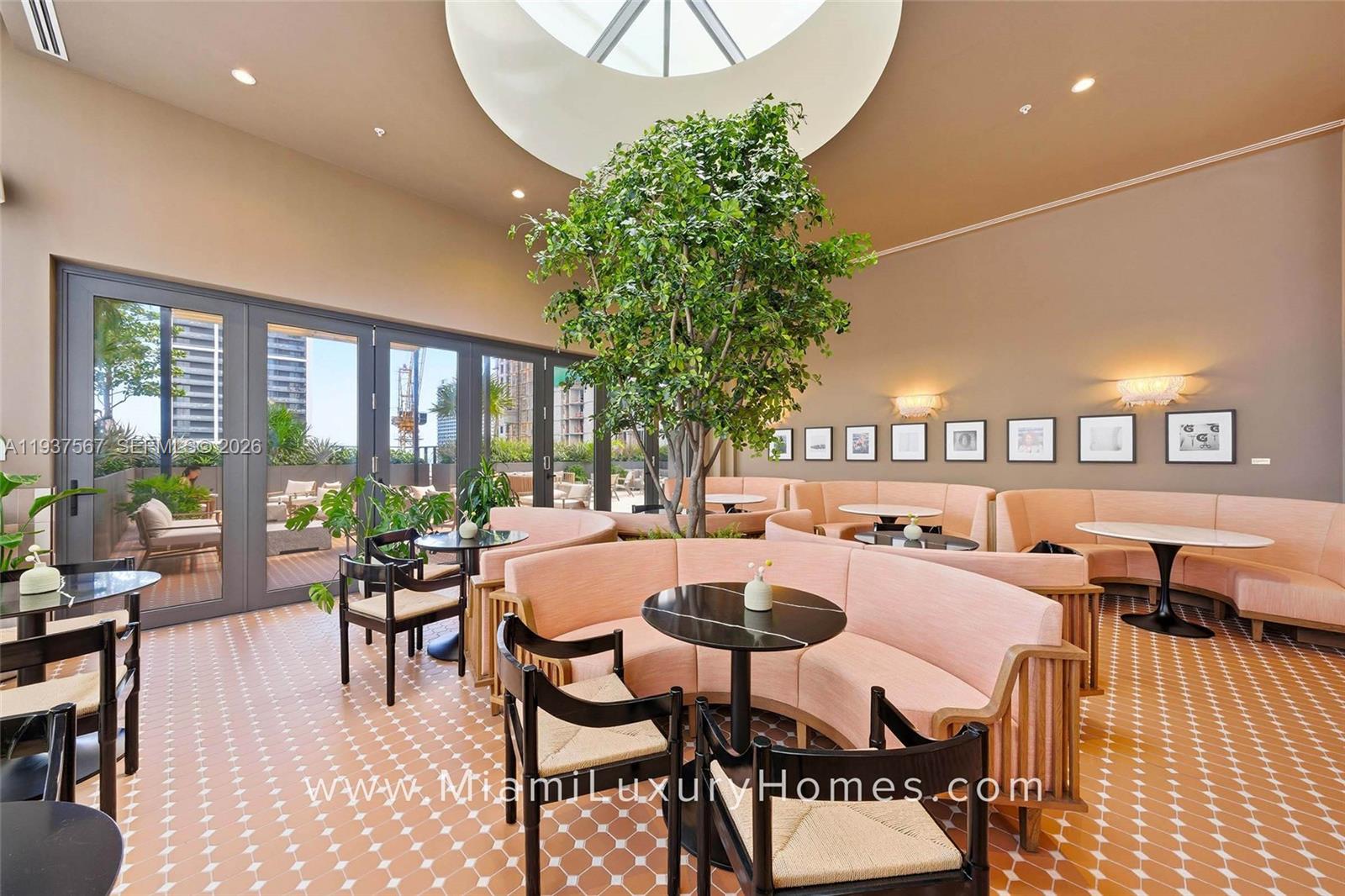 11 NE 6th St #709 Miami, FL 33132