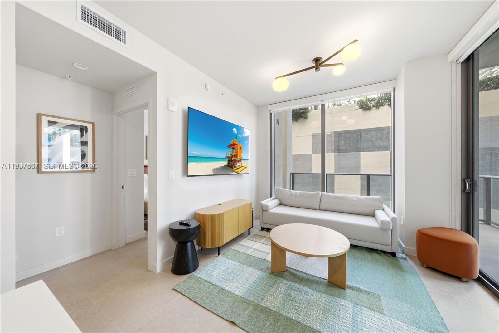 11 NE 6th St #709 Miami, FL 33132