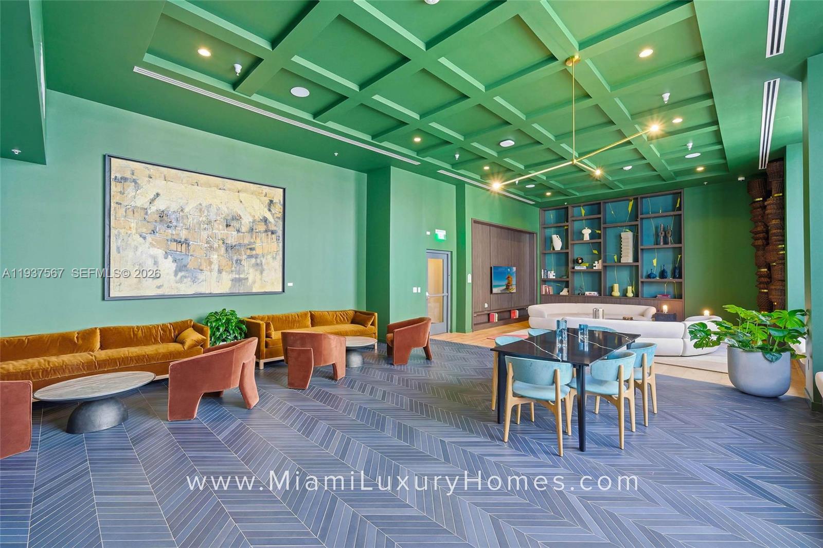 11 NE 6th St #709 Miami, FL 33132